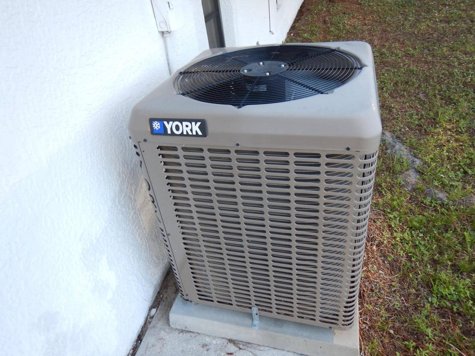 York air conditioner Picture